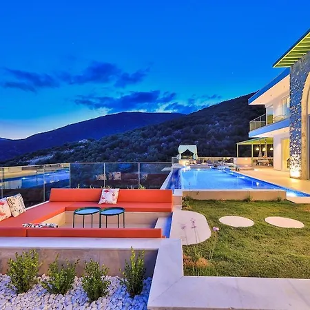 Calikusu Magnificent Ultraluxury Villa Kaş