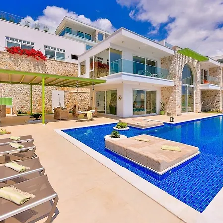 Calikusu Magnificent Ultraluxury וילה *